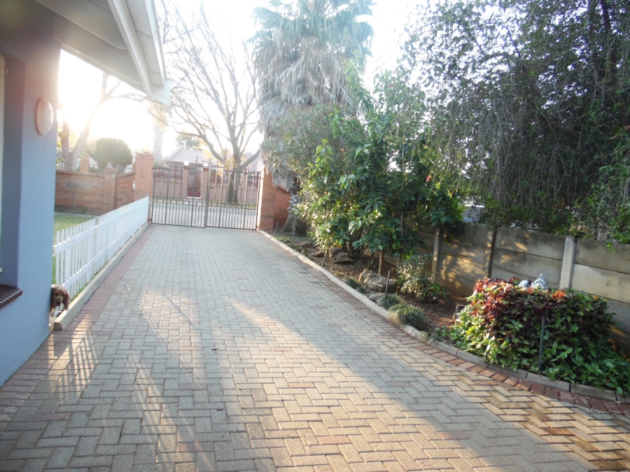 3 Bedroom Property for Sale in Riebeeckstad Free State